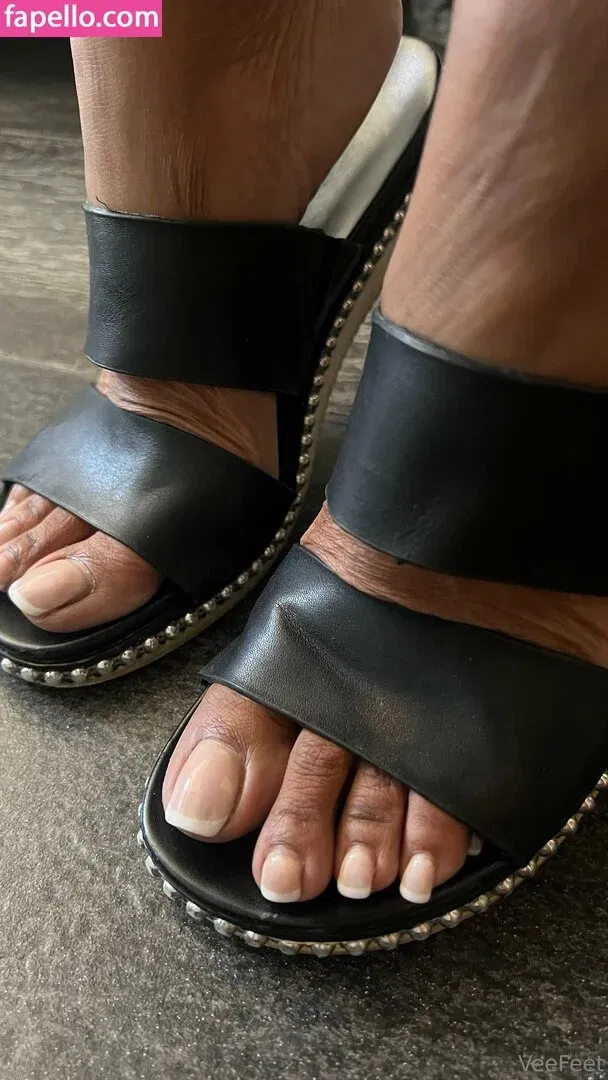 reel / vee_feet Onlyfans Photo Gallery 