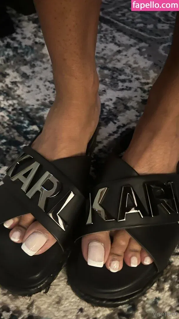 reel / vee_feet Onlyfans Photo Gallery 