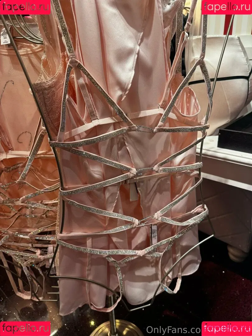 raylucos / rayluke Onlyfans Photo Gallery 