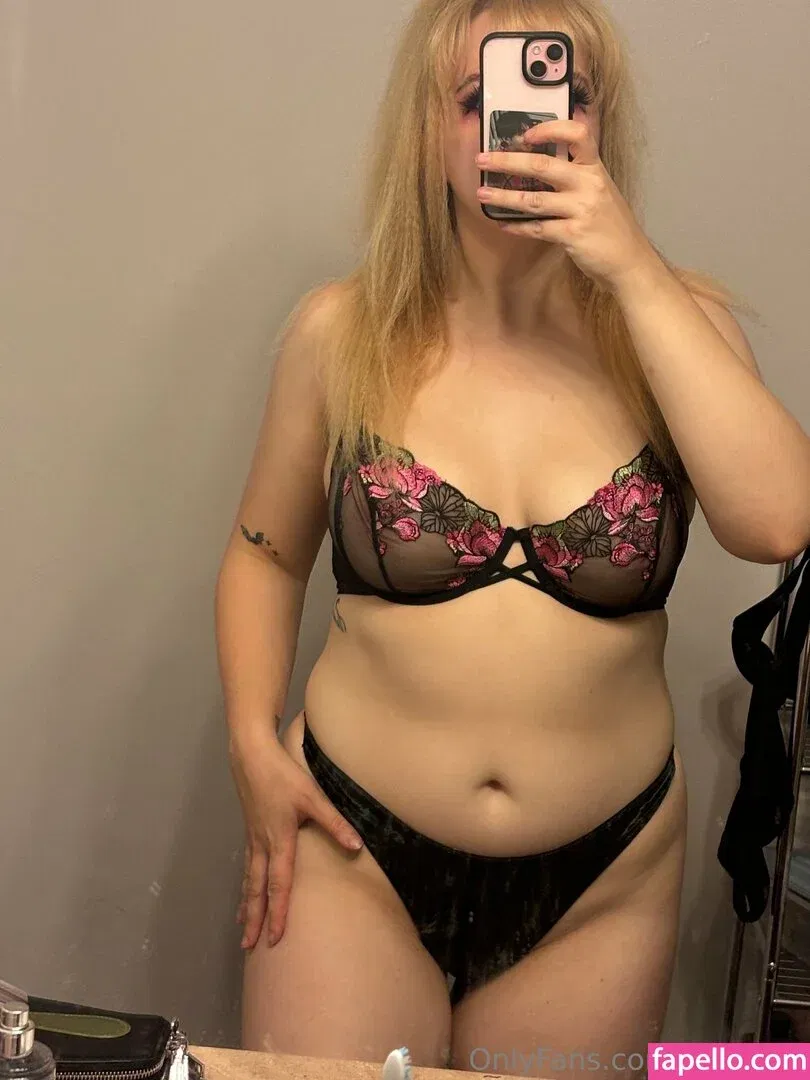 raylucos / rayluke Onlyfans Photo Gallery 