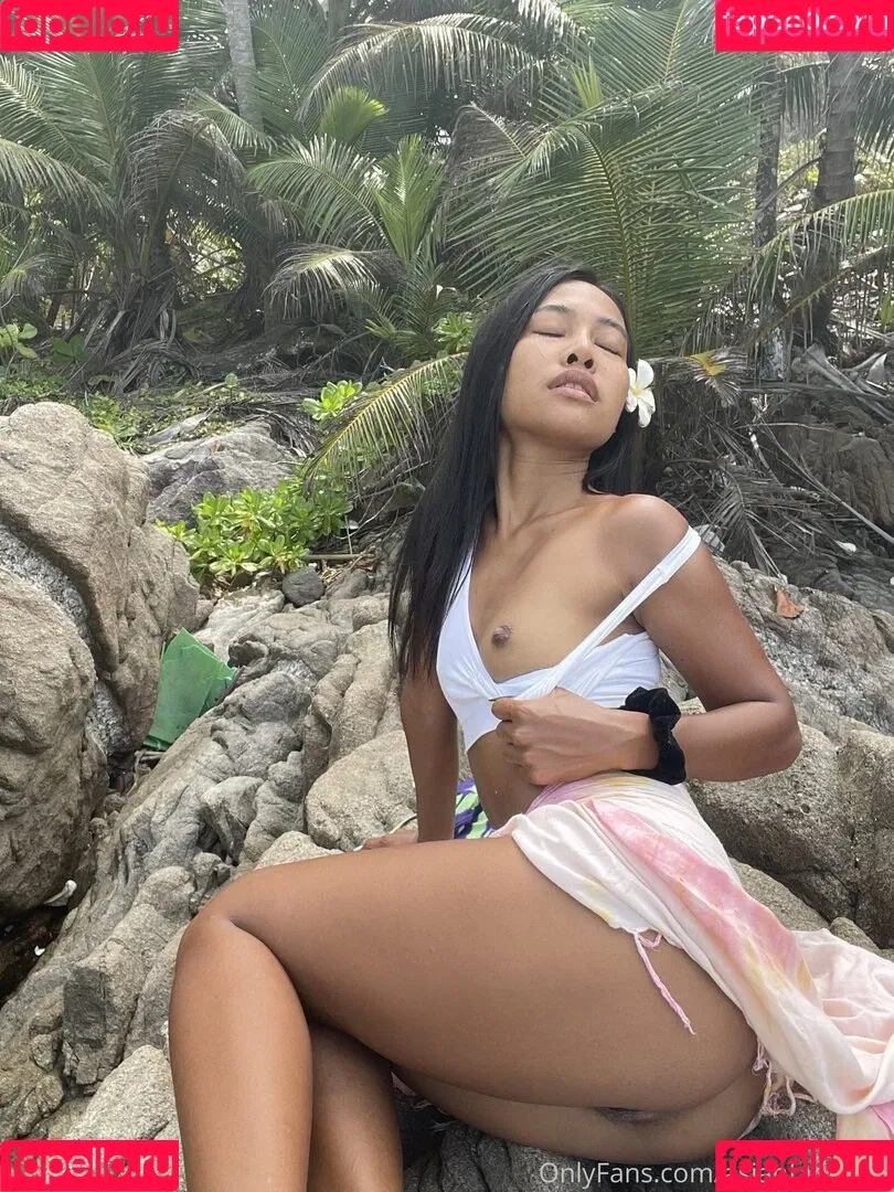 asianfantasy8 / asianfantasyx Onlyfans Photo Gallery 