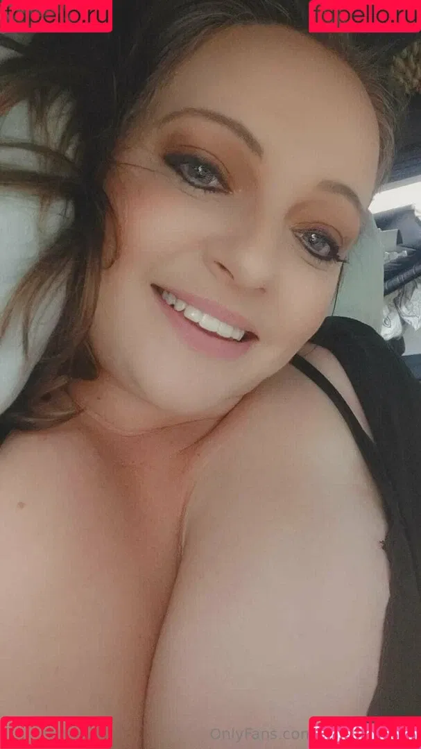 thebbwbarbie / thechellykox Onlyfans Photo Gallery 