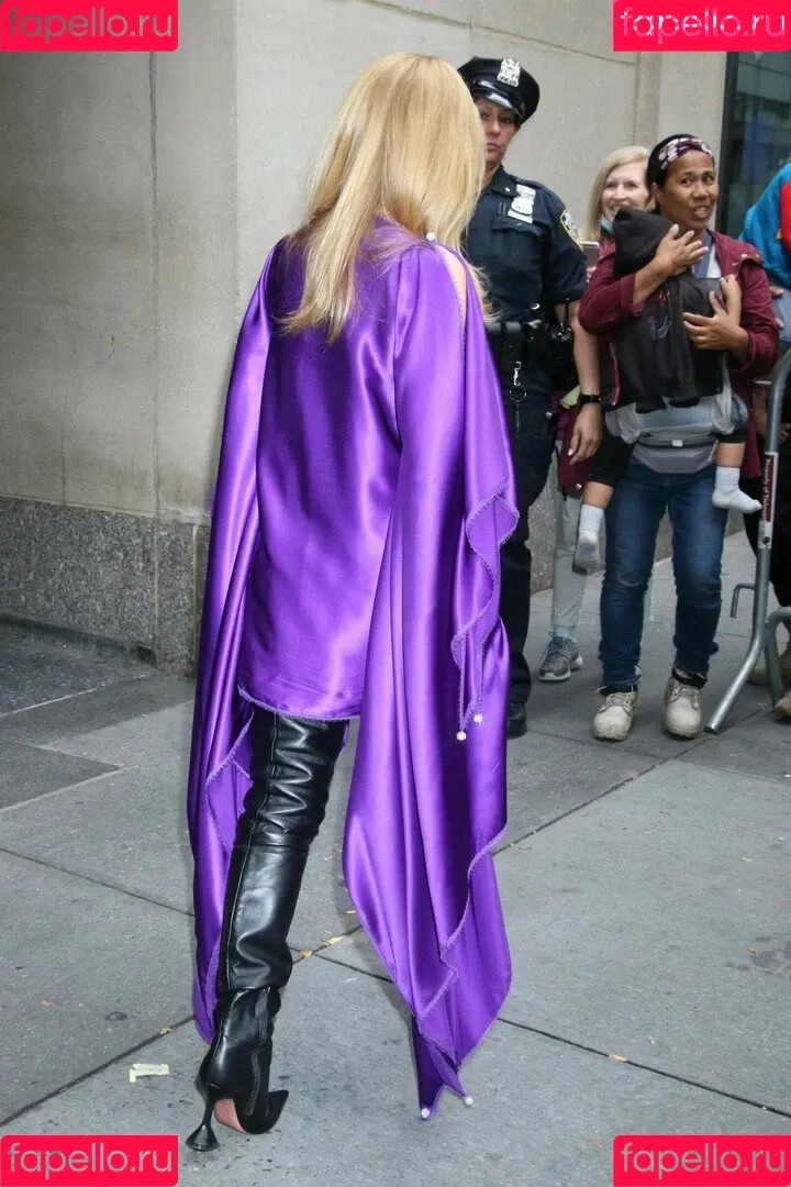 Kylie Minogue / kylieminogue Onlyfans Photo Gallery 