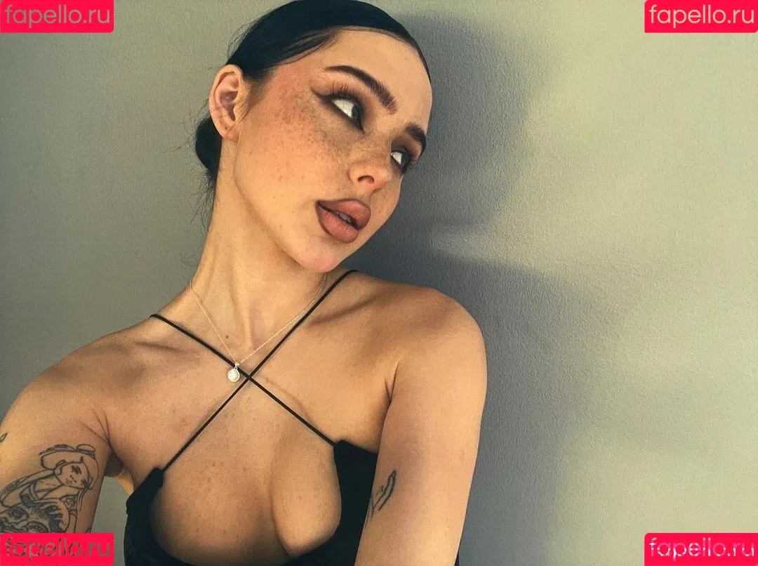 Ilyina Yulyina / ss.yuta / yulyina Onlyfans Photo Gallery 