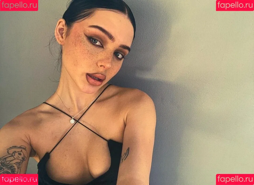 Ilyina Yulyina / ss.yuta / yulyina Onlyfans Photo Gallery 