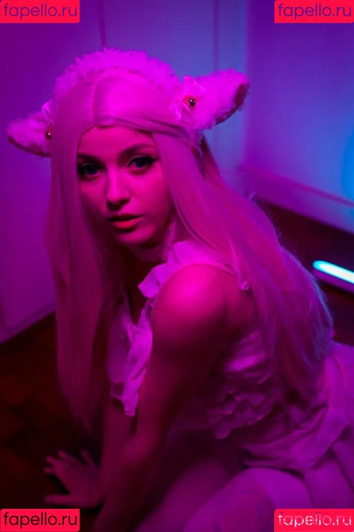 Olyashaa / deepfake / olyashaasaxon Onlyfans Photo Gallery 