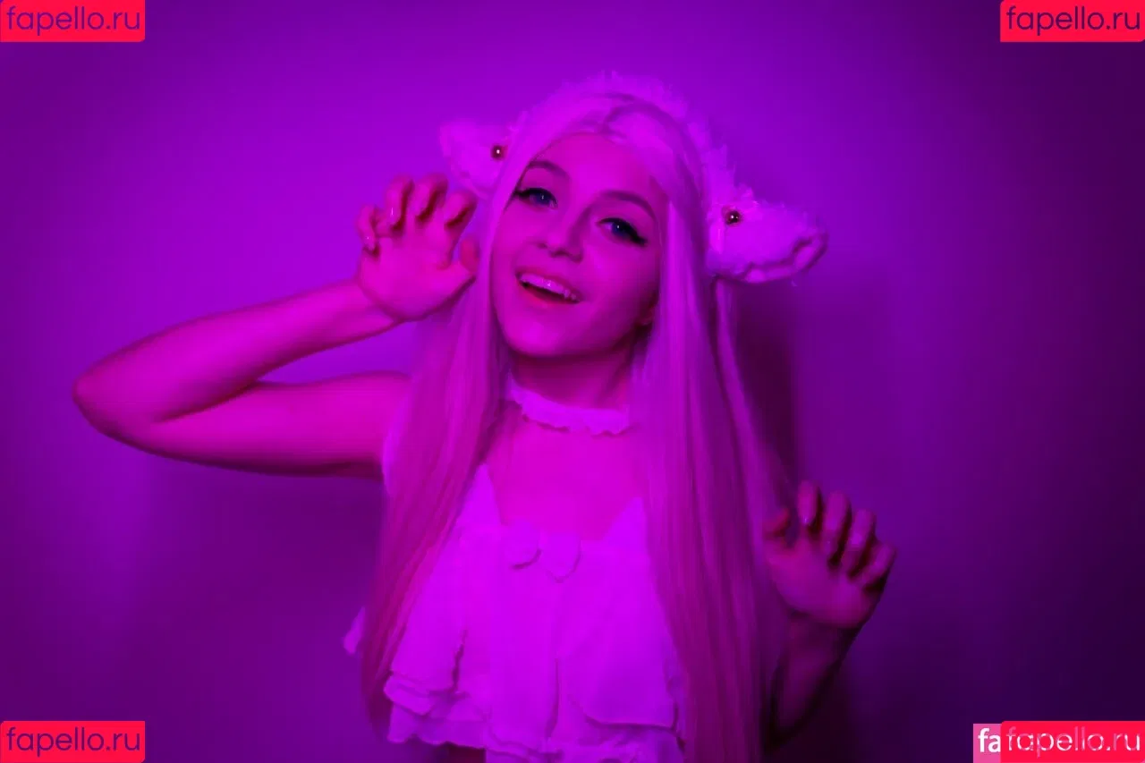 Olyashaa / deepfake / olyashaasaxon Onlyfans Photo Gallery 