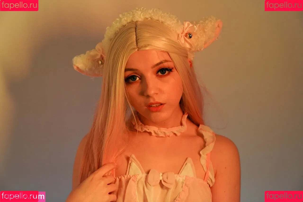 Olyashaa / deepfake / olyashaasaxon Onlyfans Photo Gallery 