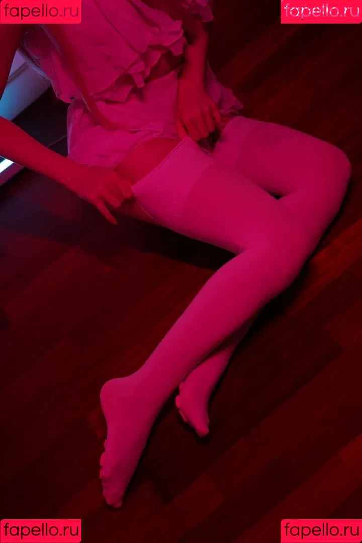 Olyashaa / deepfake / olyashaasaxon Onlyfans Photo Gallery 