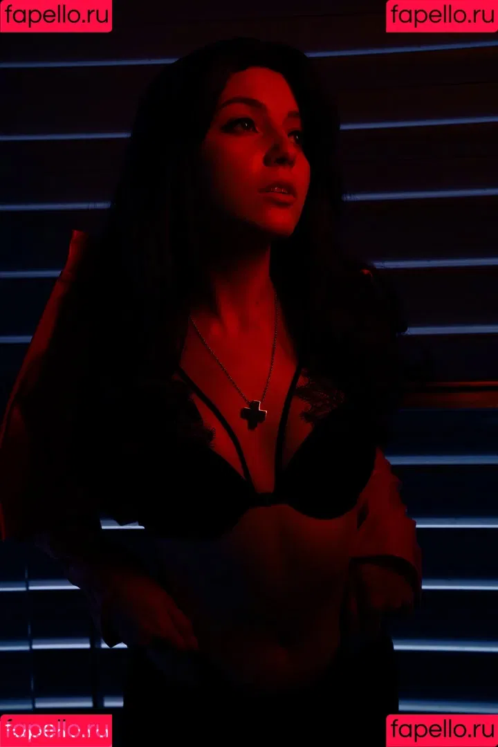 Olyashaa / deepfake / olyashaasaxon Onlyfans Photo Gallery 