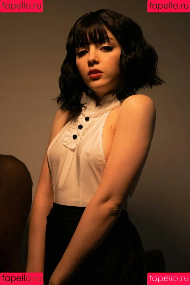 Olyashaa / deepfake / olyashaasaxon Onlyfans Photo Gallery 