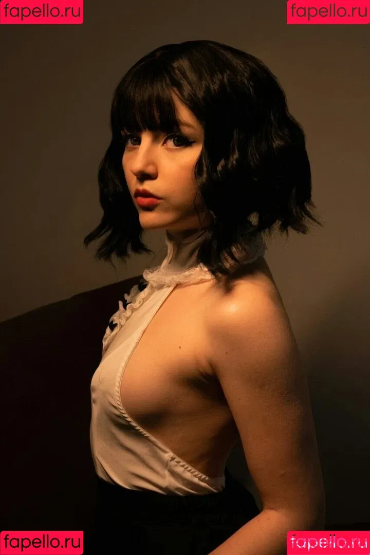 Olyashaa / deepfake / olyashaasaxon Onlyfans Photo Gallery 