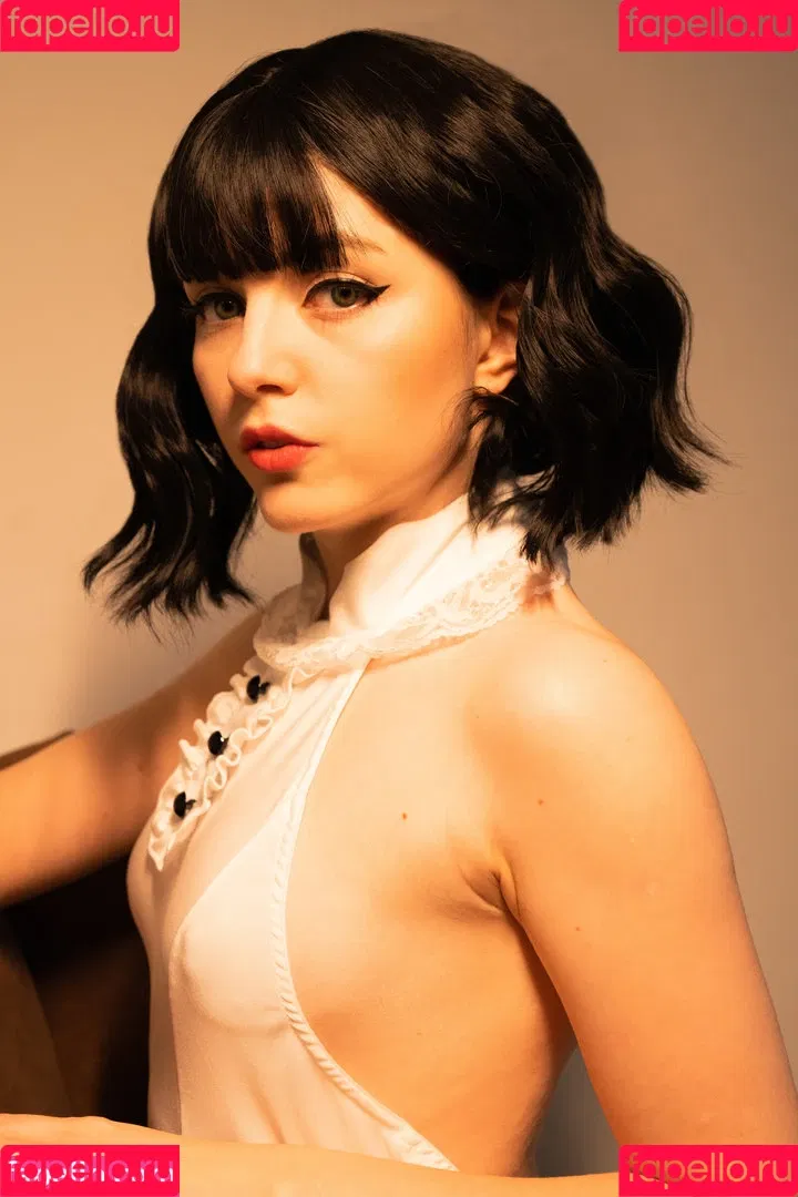 Olyashaa / deepfake / olyashaasaxon Onlyfans Photo Gallery 