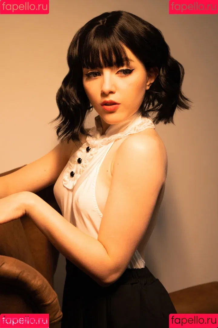 Olyashaa / deepfake / olyashaasaxon Onlyfans Photo Gallery 