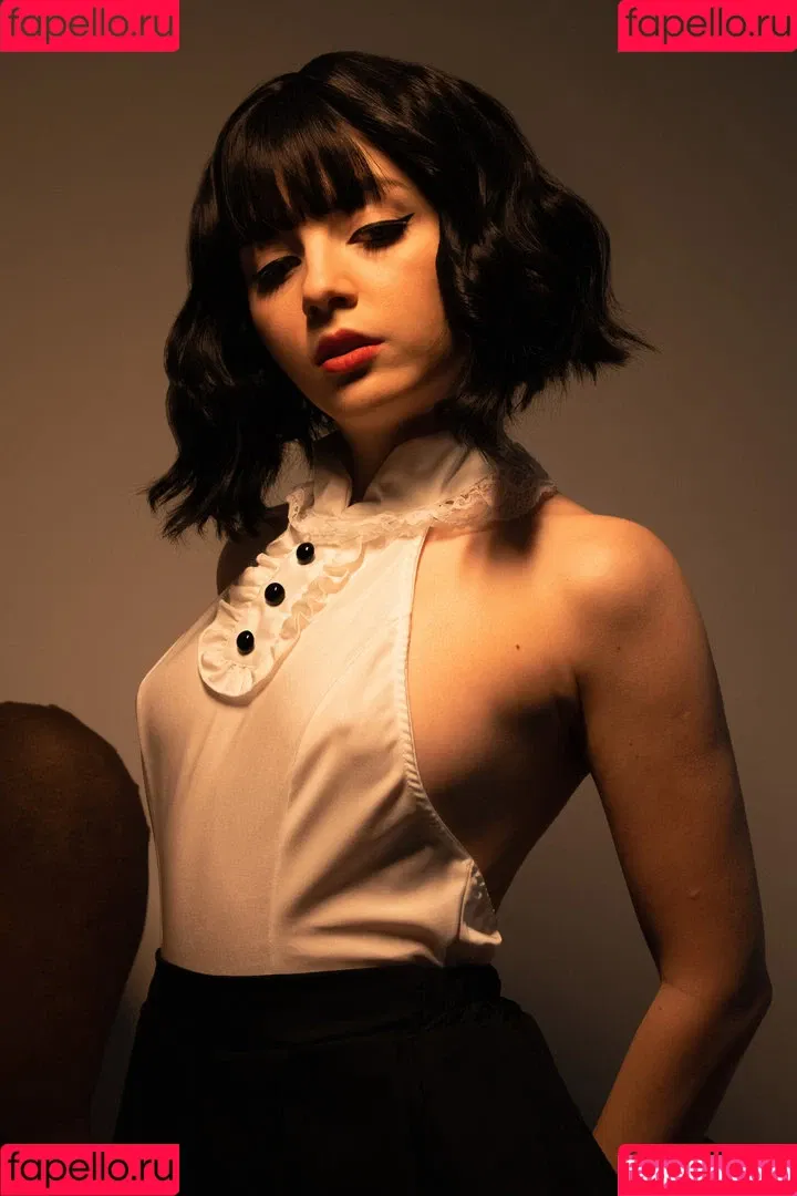 Olyashaa / deepfake / olyashaasaxon Onlyfans Photo Gallery 