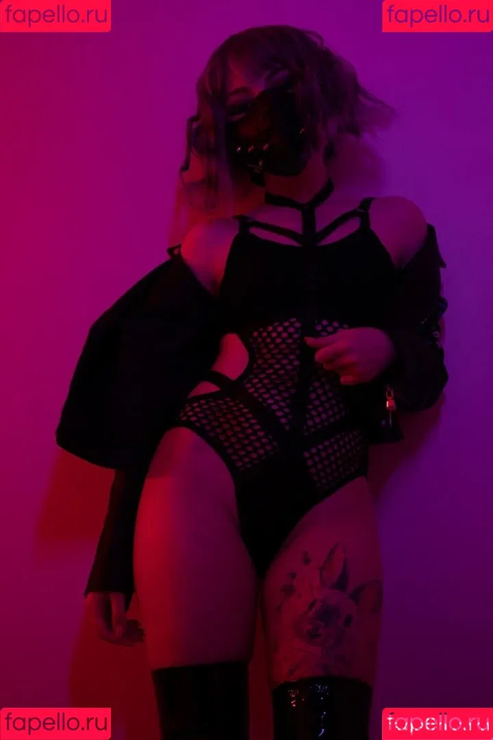 Olyashaa / deepfake / olyashaasaxon Onlyfans Photo Gallery 