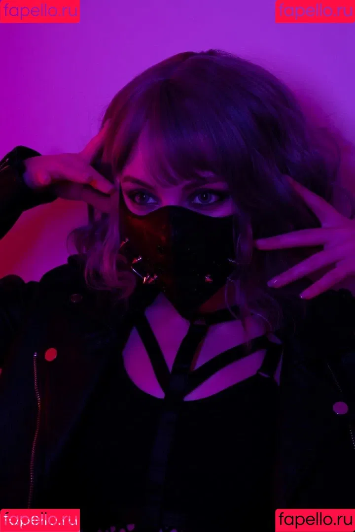 Olyashaa / deepfake / olyashaasaxon Onlyfans Photo Gallery 