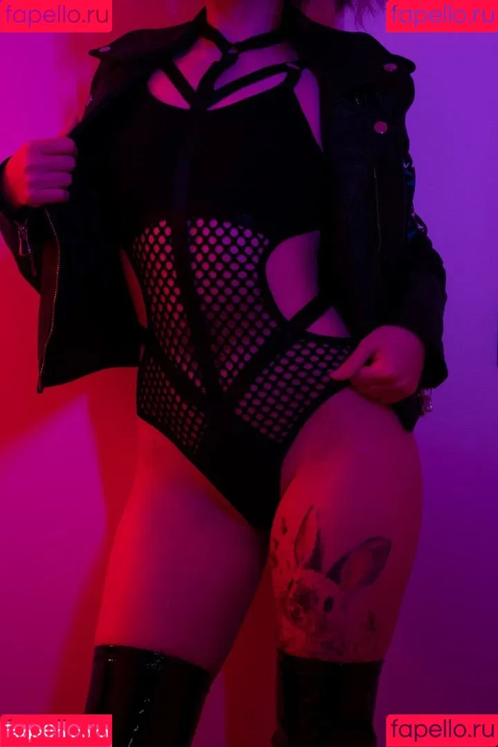 Olyashaa / deepfake / olyashaasaxon Onlyfans Photo Gallery 