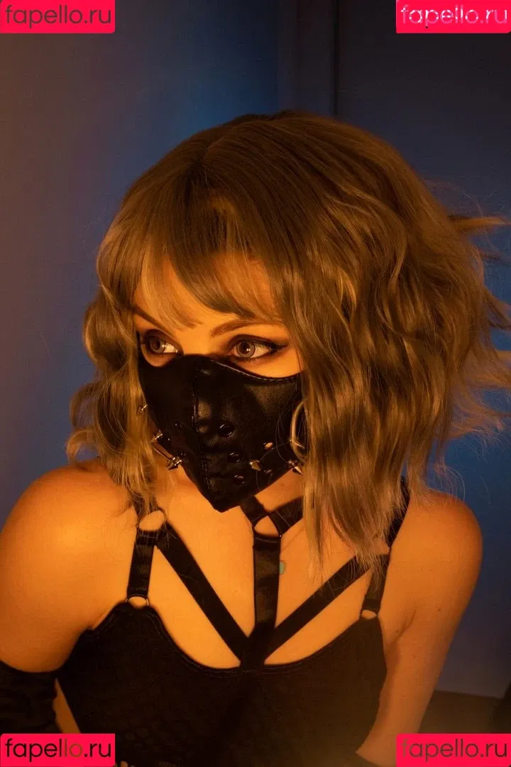 Olyashaa / deepfake / olyashaasaxon Onlyfans Photo Gallery 