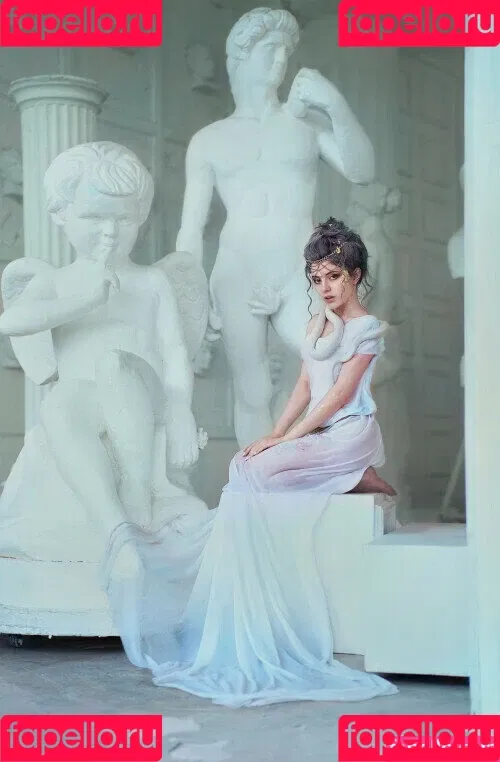 Olyashaa / deepfake / olyashaasaxon Onlyfans Photo Gallery 