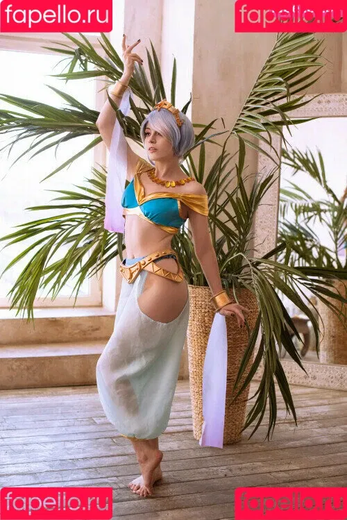 Olyashaa / deepfake / olyashaasaxon Onlyfans Photo Gallery 