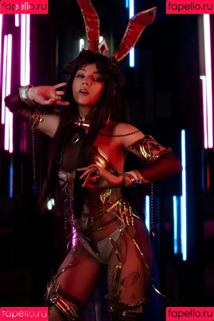 Olyashaa / deepfake / olyashaasaxon Onlyfans Photo Gallery 