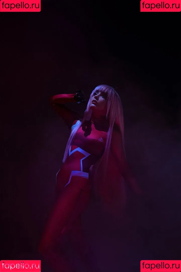 Olyashaa / deepfake / olyashaasaxon Onlyfans Photo Gallery 