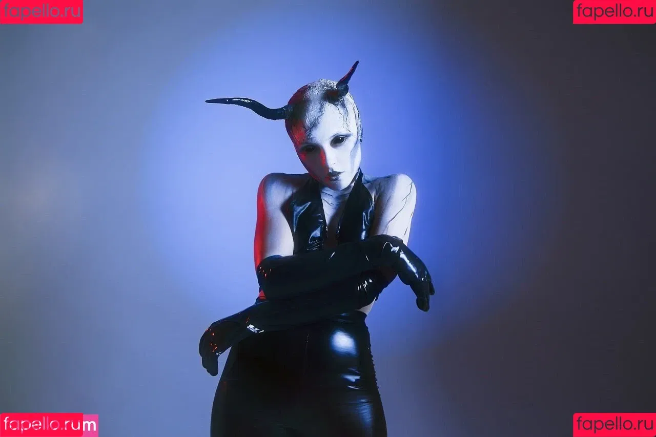 Olyashaa / deepfake / olyashaasaxon Onlyfans Photo Gallery 