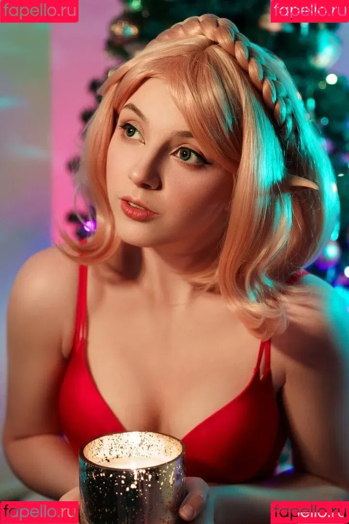 Olyashaa / deepfake / olyashaasaxon Onlyfans Photo Gallery 