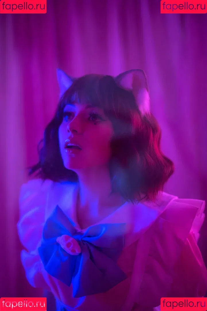 Olyashaa / deepfake / olyashaasaxon Onlyfans Photo Gallery 