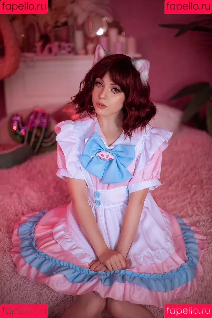 Olyashaa / deepfake / olyashaasaxon Onlyfans Photo Gallery 