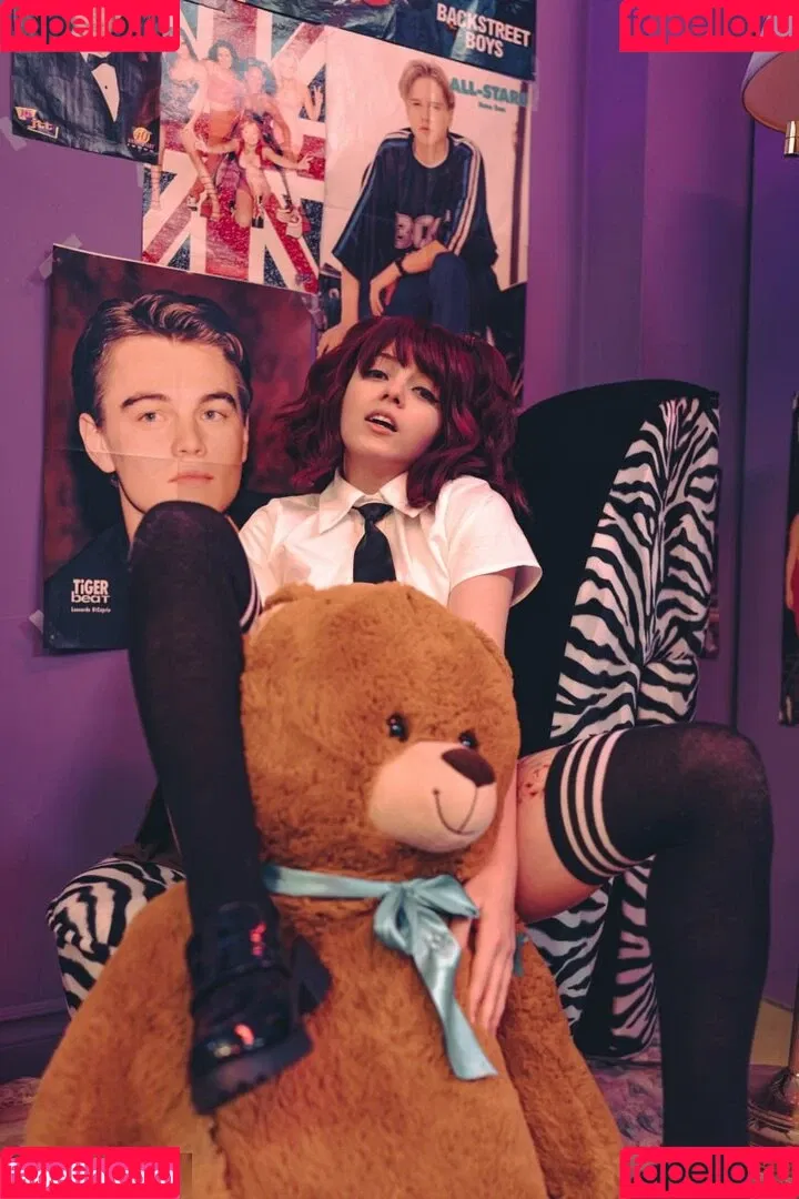 Olyashaa / deepfake / olyashaasaxon Onlyfans Photo Gallery 