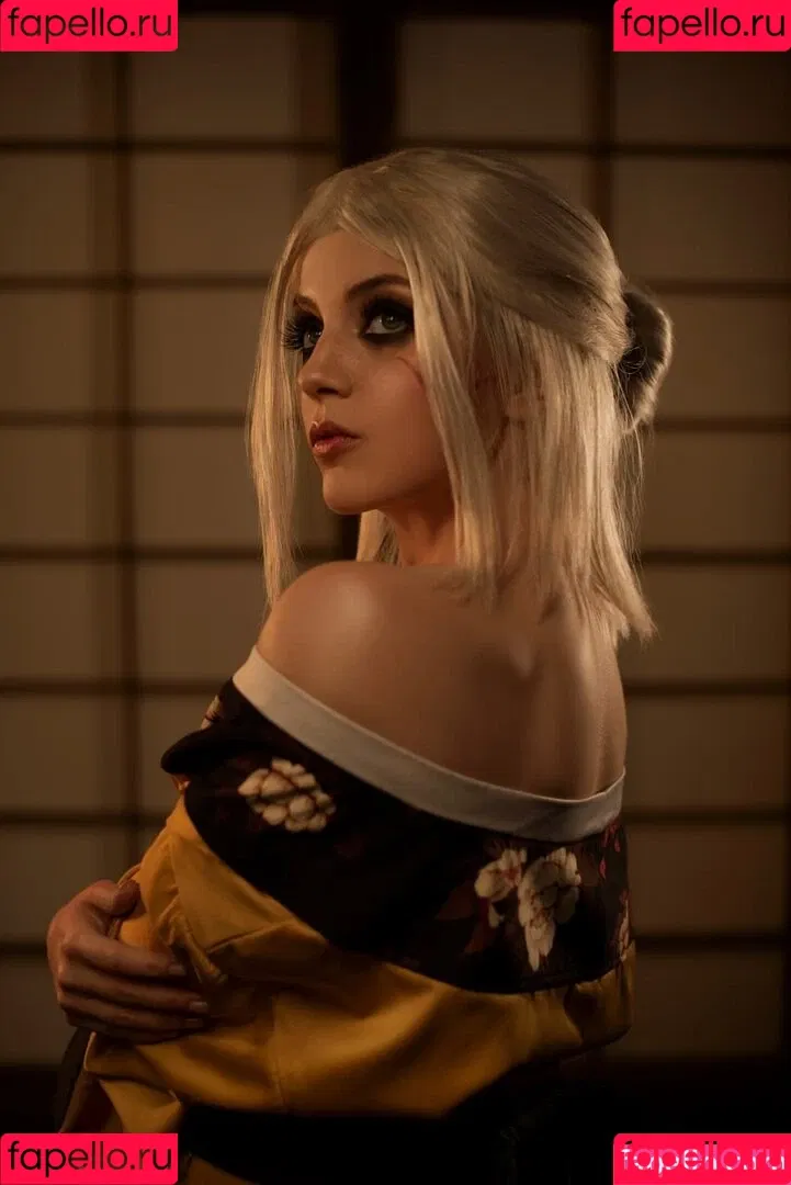 Olyashaa / deepfake / olyashaasaxon Onlyfans Photo Gallery 