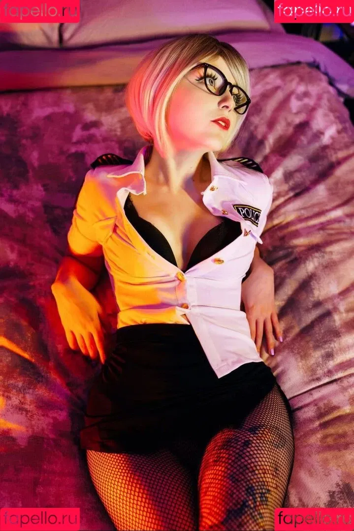 Olyashaa / deepfake / olyashaasaxon Onlyfans Photo Gallery 