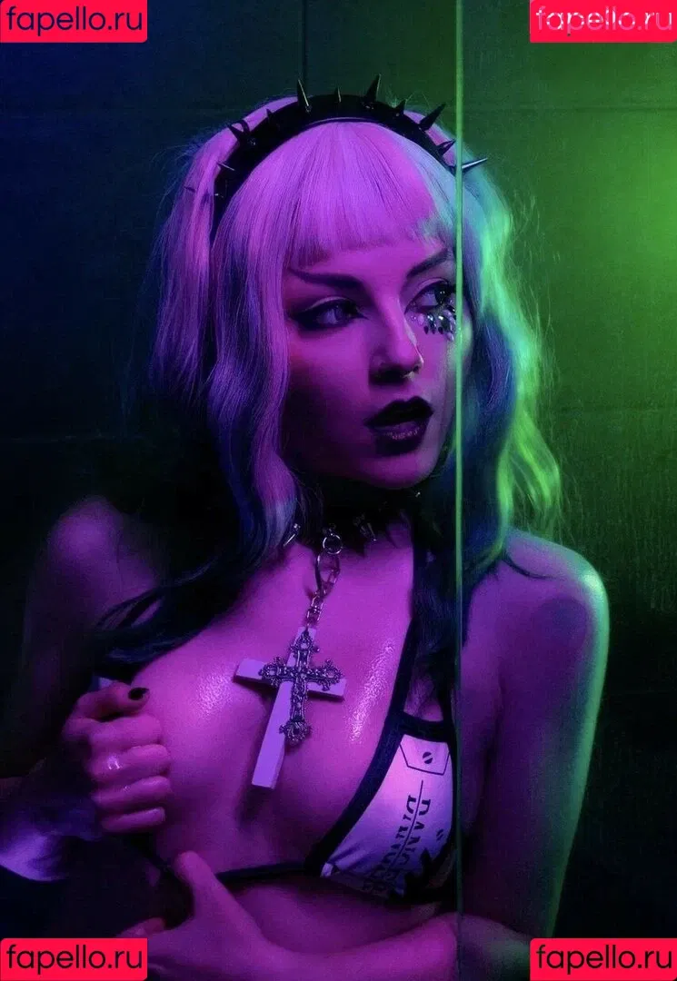 Olyashaa / deepfake / olyashaasaxon Onlyfans Photo Gallery 