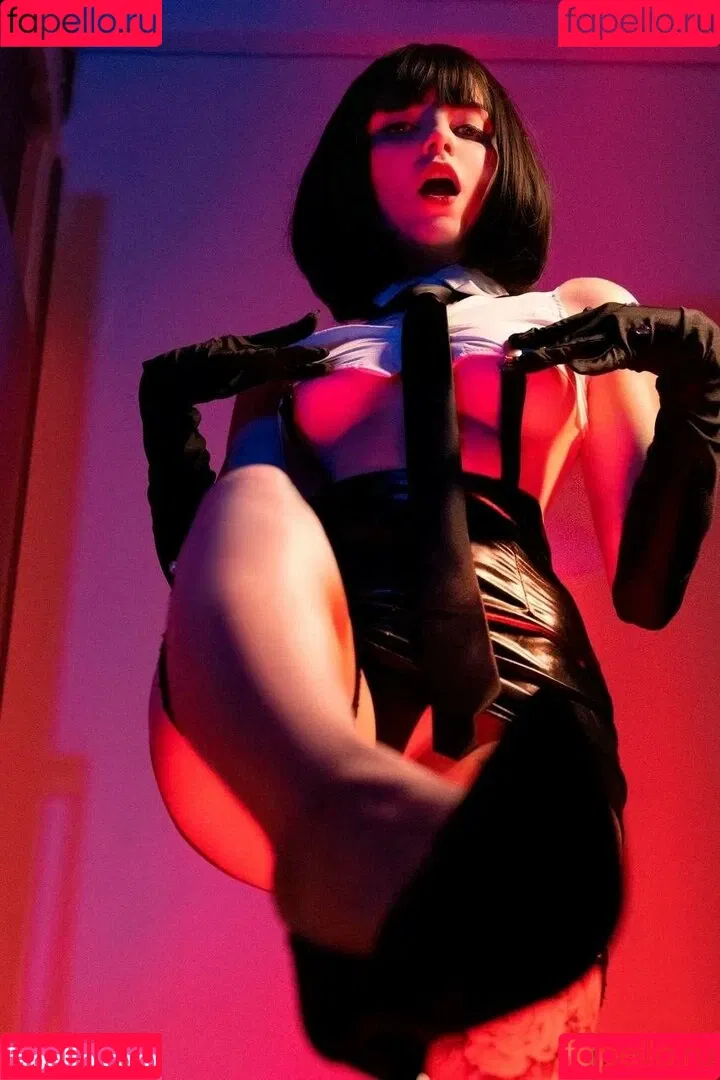 Olyashaa / deepfake / olyashaasaxon Onlyfans Photo Gallery 