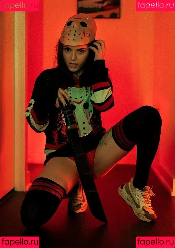 Olyashaa / deepfake / olyashaasaxon Onlyfans Photo Gallery 