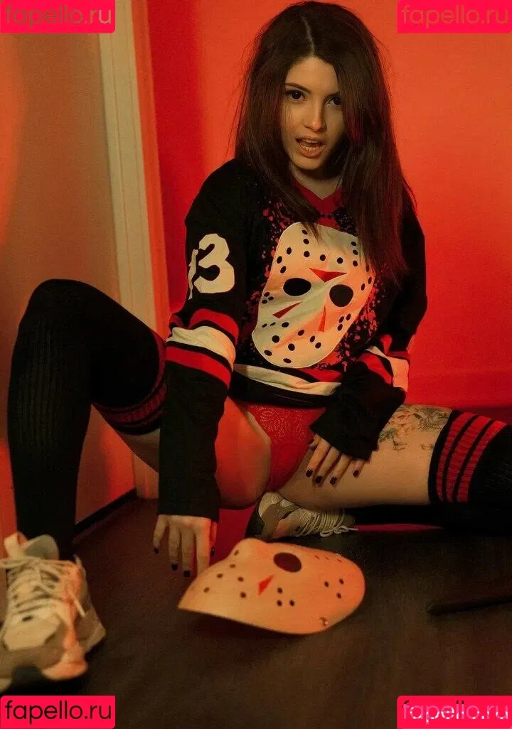 Olyashaa / deepfake / olyashaasaxon Onlyfans Photo Gallery 