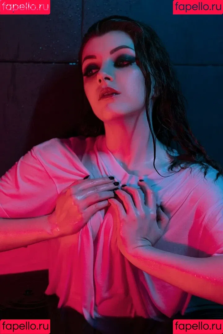 Olyashaa / deepfake / olyashaasaxon Onlyfans Photo Gallery 