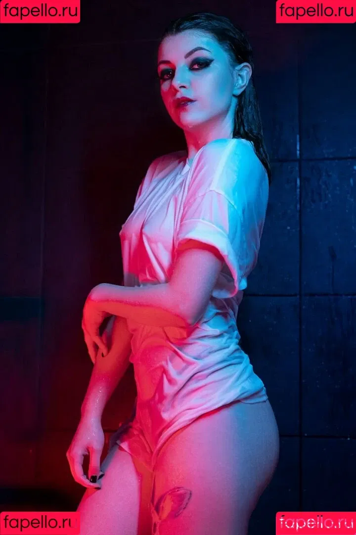 Olyashaa / deepfake / olyashaasaxon Onlyfans Photo Gallery 