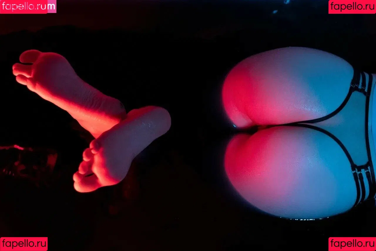 Olyashaa / deepfake / olyashaasaxon Onlyfans Photo Gallery 