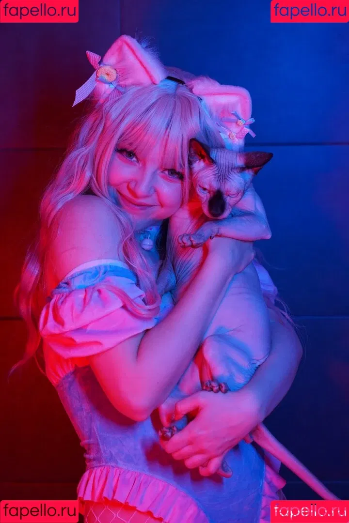 Olyashaa / deepfake / olyashaasaxon Onlyfans Photo Gallery 