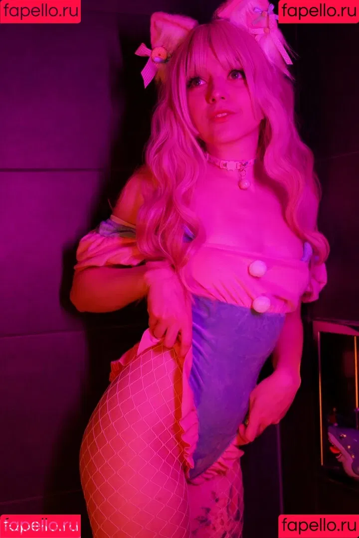 Olyashaa / deepfake / olyashaasaxon Onlyfans Photo Gallery 