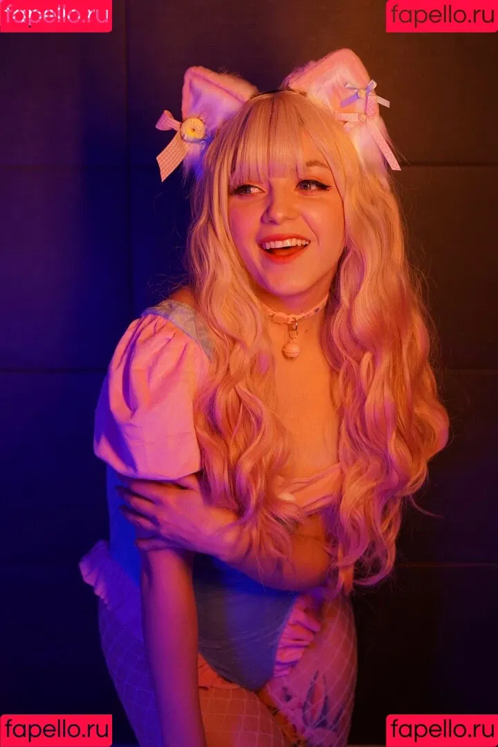 Olyashaa / deepfake / olyashaasaxon Onlyfans Photo Gallery 