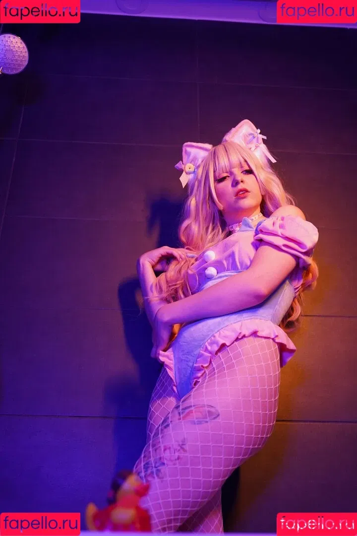 Olyashaa / deepfake / olyashaasaxon Onlyfans Photo Gallery 