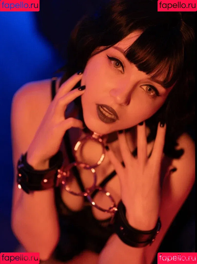 Olyashaa / deepfake / olyashaasaxon Onlyfans Photo Gallery 