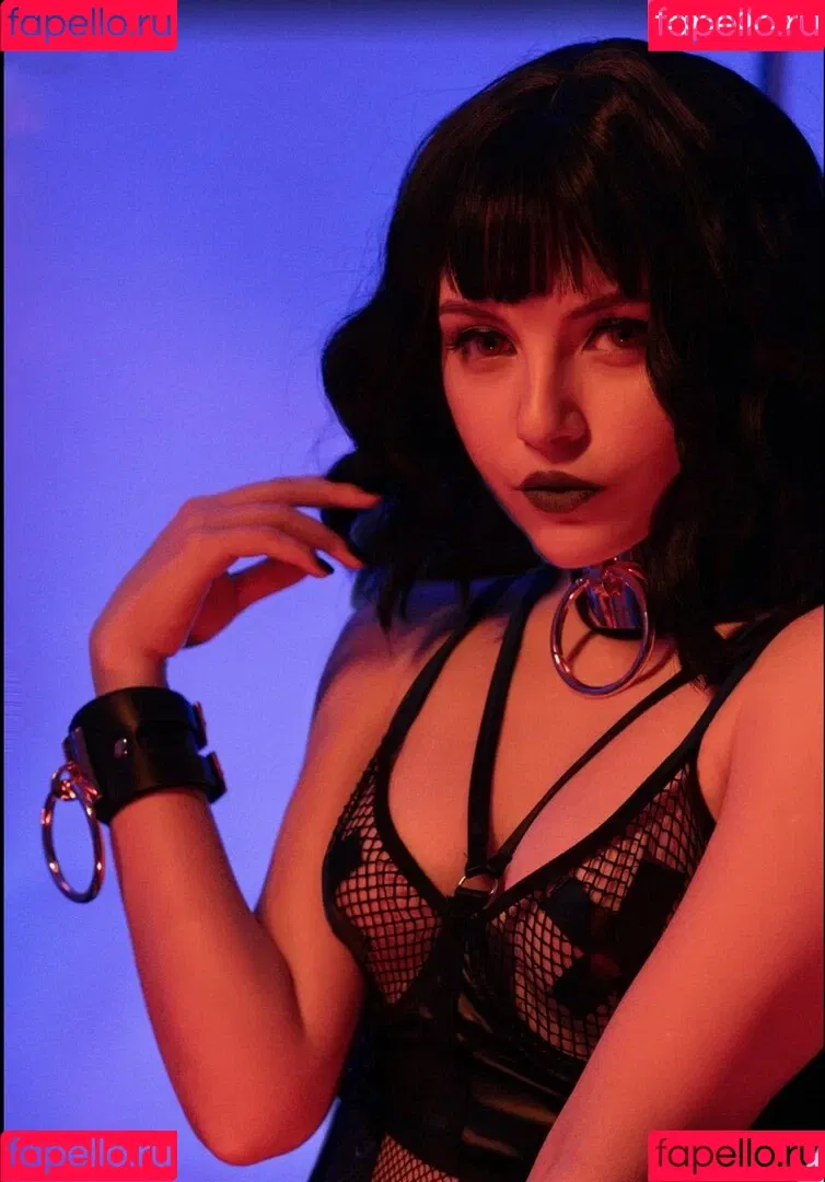 Olyashaa / deepfake / olyashaasaxon Onlyfans Photo Gallery 