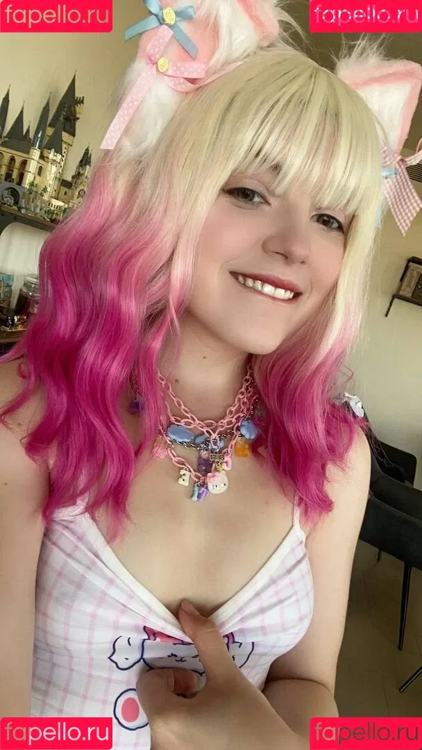 Olyashaa / deepfake / olyashaasaxon Onlyfans Photo Gallery 