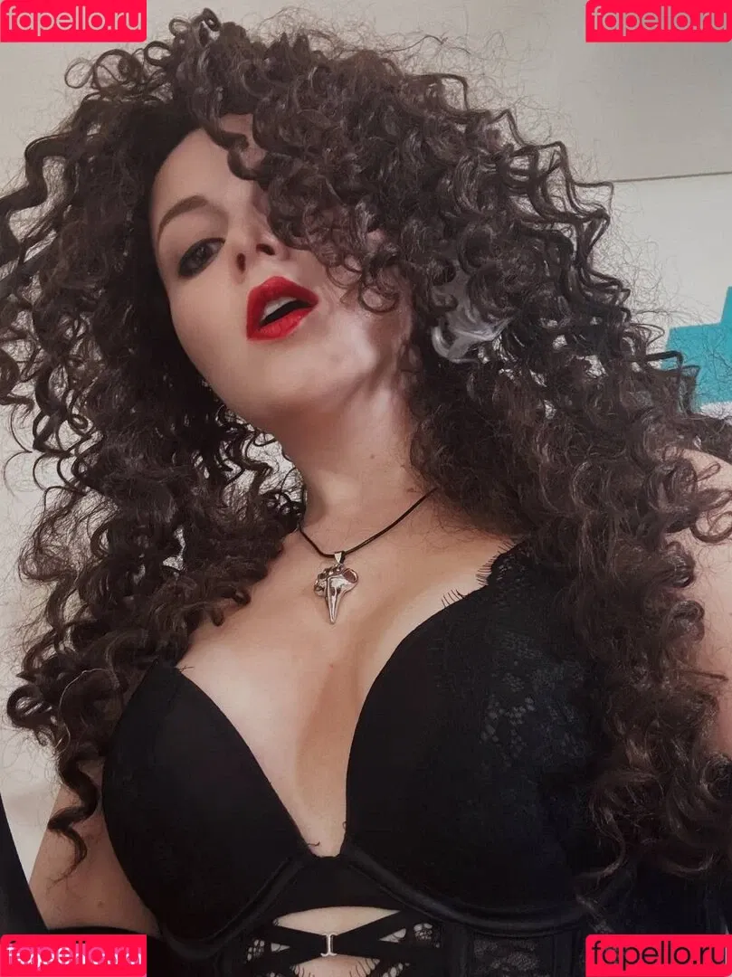 Olyashaa / deepfake / olyashaasaxon Onlyfans Photo Gallery 