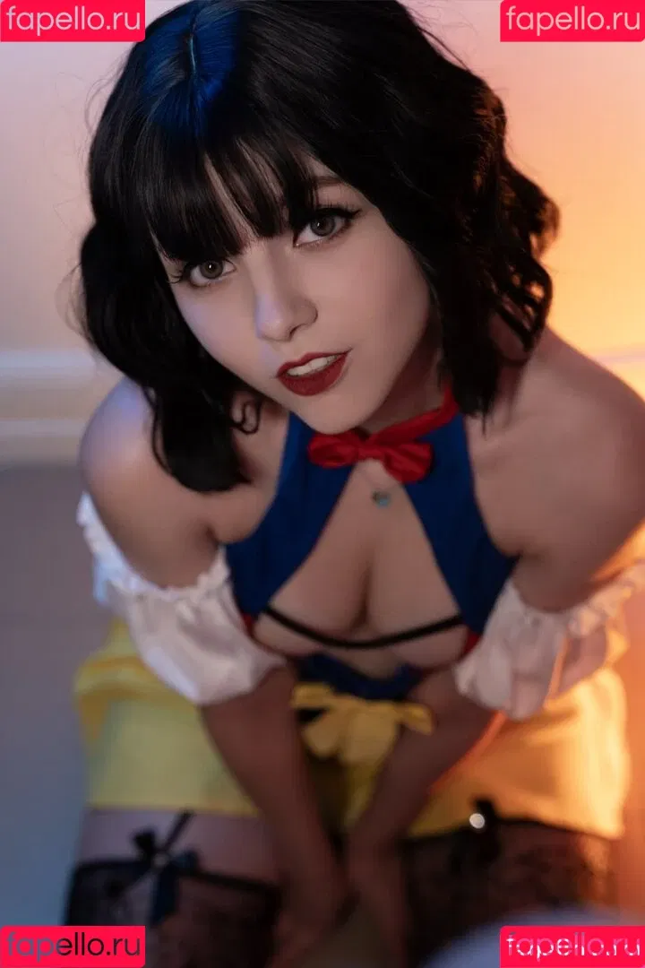 Olyashaa / deepfake / olyashaasaxon Onlyfans Photo Gallery 